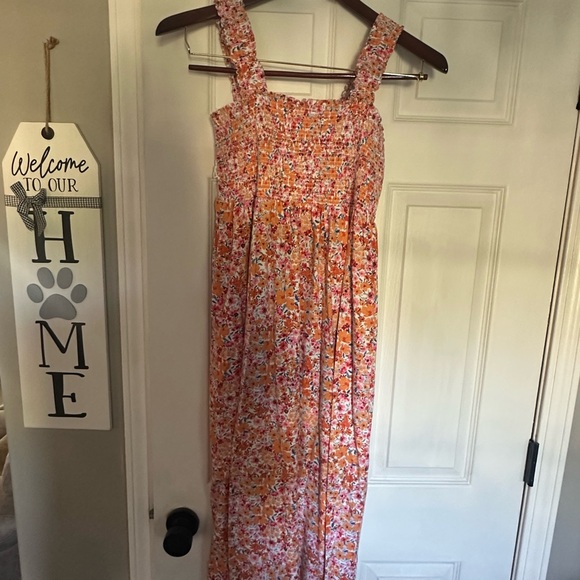 Old Navy Dresses & Skirts - Floral Maxi Dress with Smocked Bodice